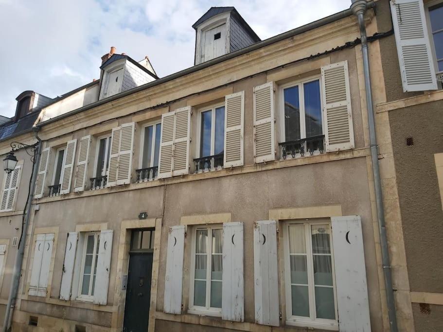Le Baldaquin Quartier Cathedrale-Marais Apartment Bourges Exterior photo